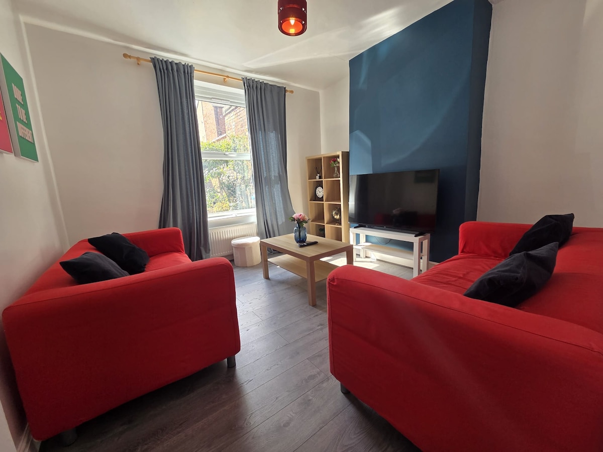28 Grosvenor Square, Sheffield — Highfield