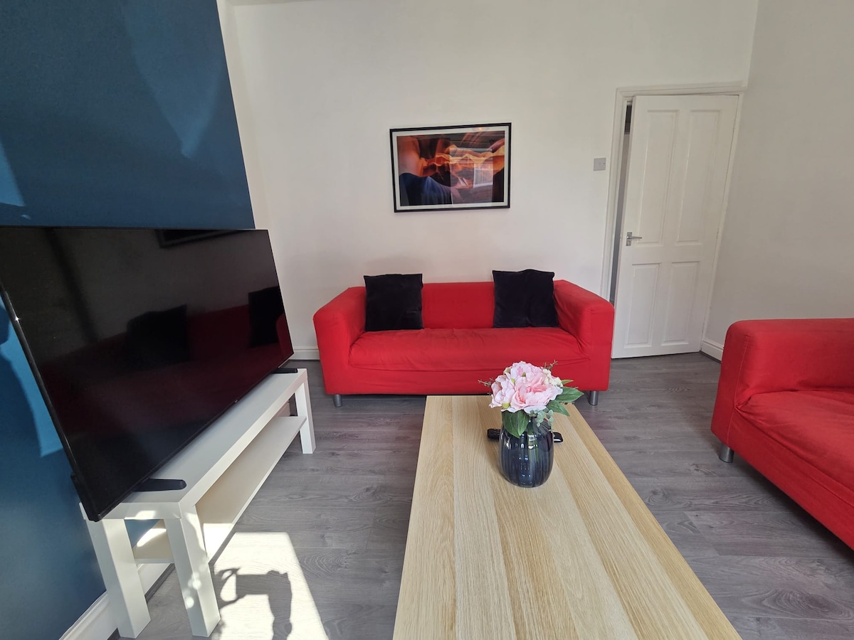 28 Grosvenor Square, Sheffield — Highfield