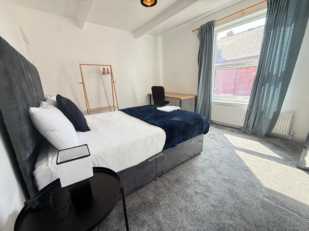 28 Grosvenor Square, Sheffield — Highfield