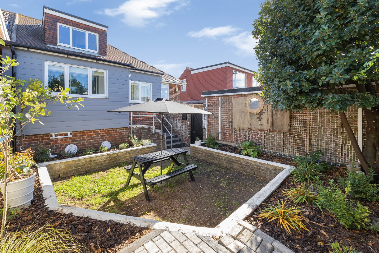 Brighton Contractor Crew Base | 6 Private Rooms — Brighton