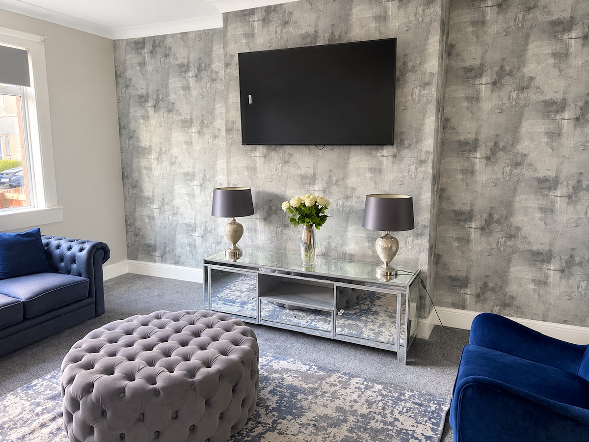 3 bedroom in Renfrew - Third Avenue — Renfrewshire