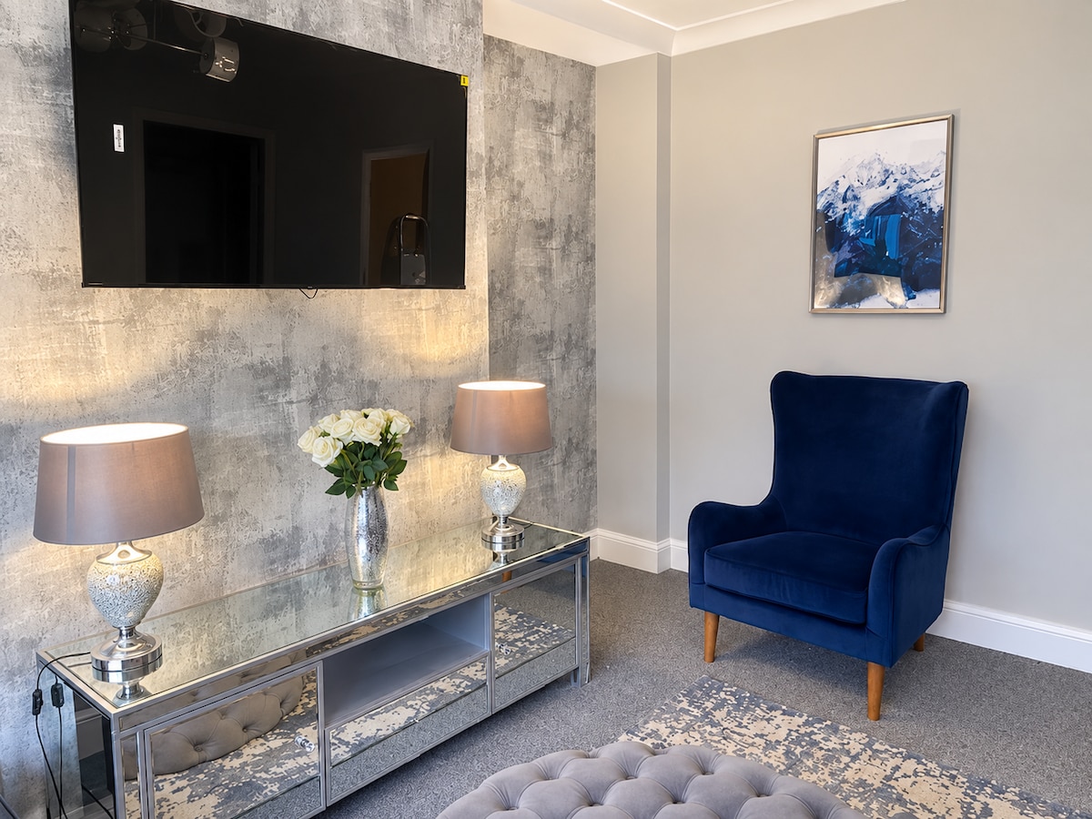 3 bedroom in Renfrew - Third Avenue — Renfrewshire