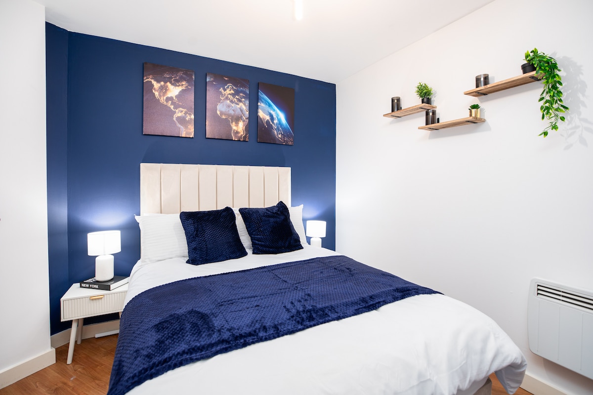 Airbnb: Holiday Rentals, Cabins, Beach Houses, Unique Homes & Experiences — West Yorkshire