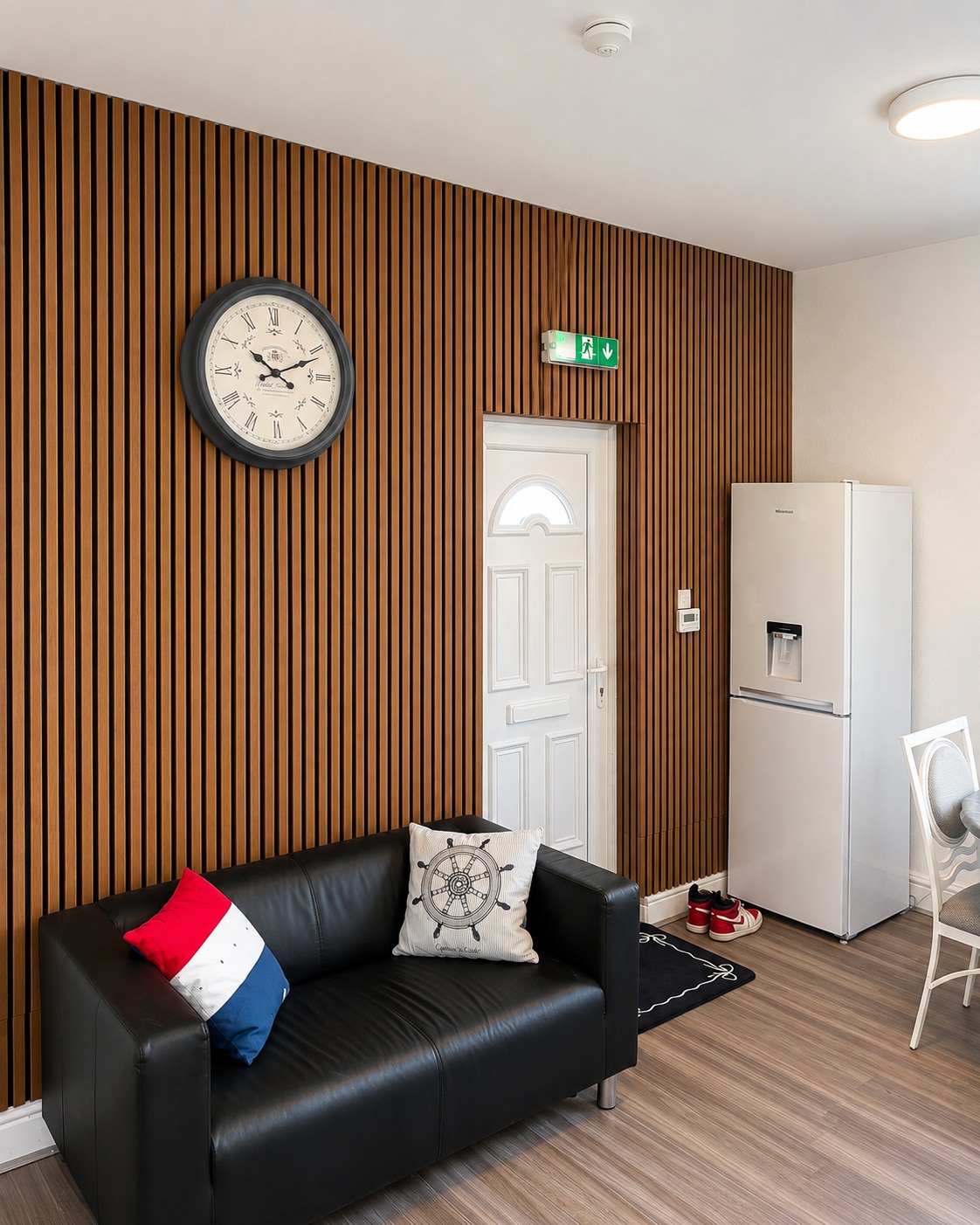 Airbnb: Holiday Rentals, Cabins, Beach Houses, Unique Homes & Experiences — Radford