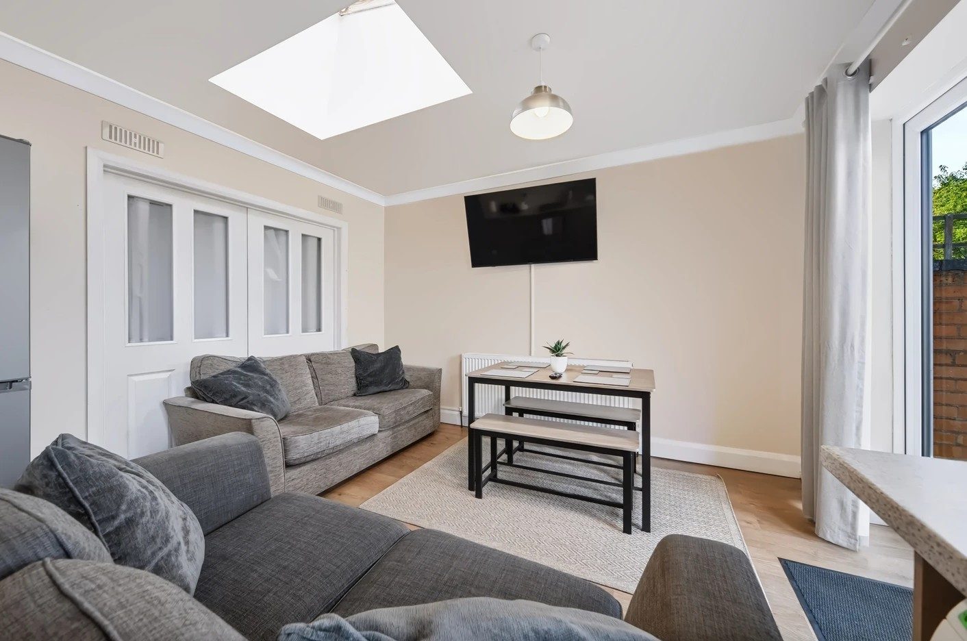 85 Daventry Rd — Coventry