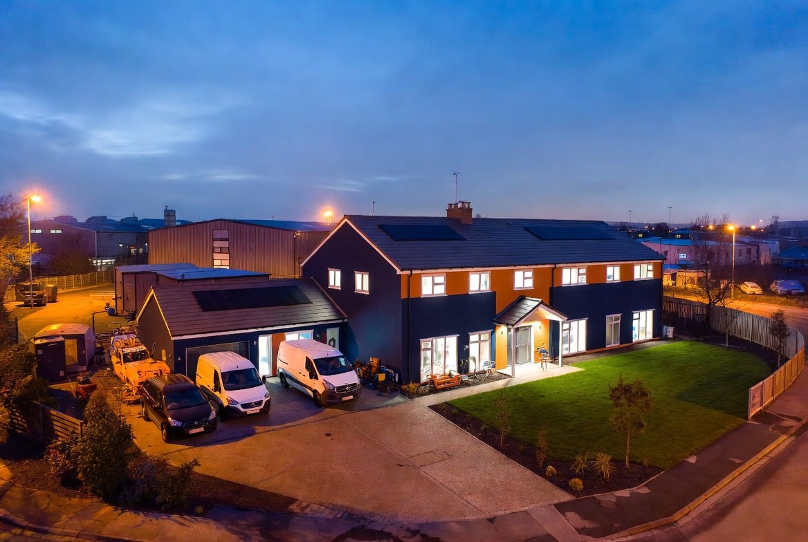 Contractor accommodation block